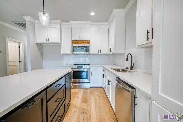 $197,000 | 8739 Lockhart Road, Unit 9C, Denham Springs, LA 70726