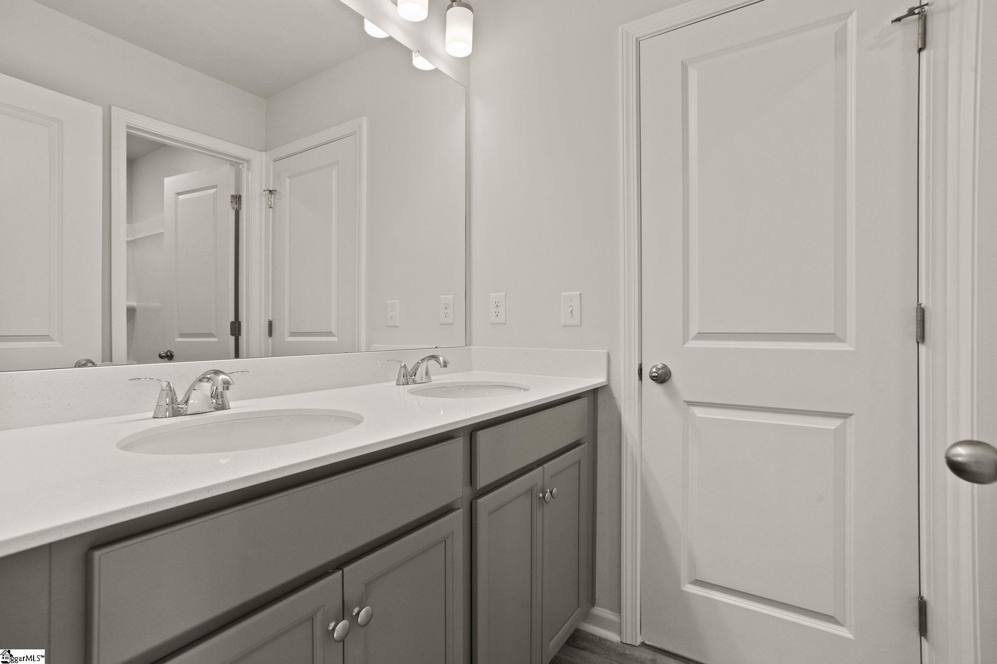 110 Wilson School Street Simpsonville, SC 29681 - Photo 22 of 29
