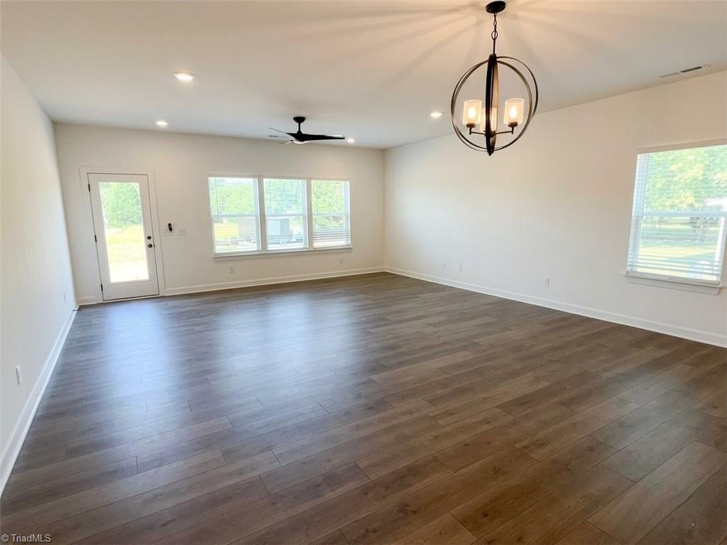 5166 Paramount Road, Unit 1061 Pfafftown, NC 27040 - Photo 5 of 20 Gallery Image 5