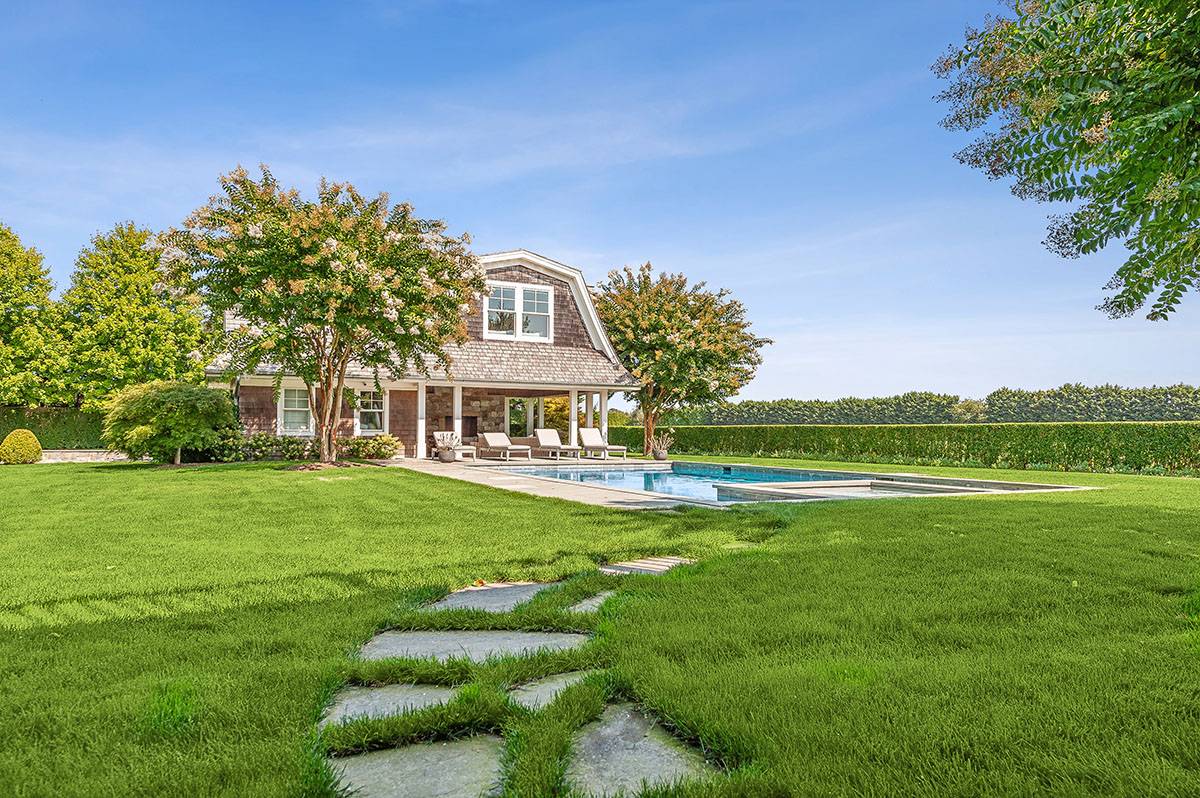 63 Newlight Lane Bridgehampton, NY 11976 - Photo 30 of 37 a view of a house with a big yard