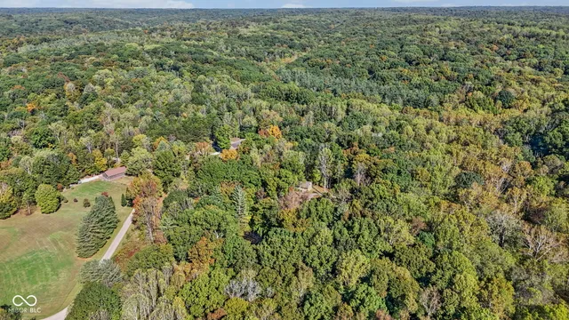 $520,000 | 5747 West Lost Branch Road, Nashville, IN 47448