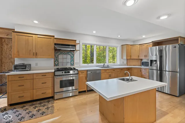 $520,000 | 5747 West Lost Branch Road, Nashville, IN 47448