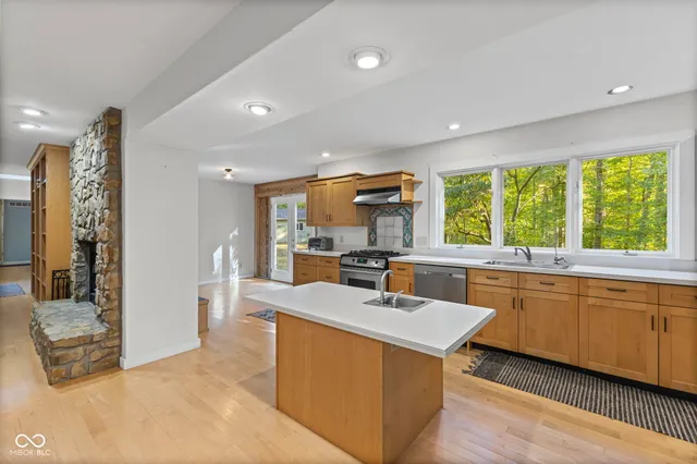 $520,000 | 5747 West Lost Branch Road, Nashville, IN 47448