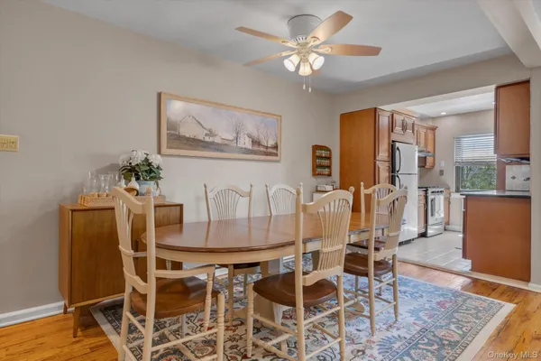 $209,000 | 1195 East Broadway, Unit L23, Hewlett, NY 11557