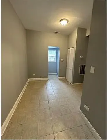 $2,600 | 6444 South Eberhart Avenue, Unit 1, Chicago, IL 60637