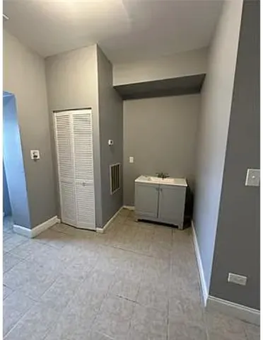 $2,600 | 6444 South Eberhart Avenue, Unit 1, Chicago, IL 60637