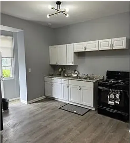 $2,600 | 6444 South Eberhart Avenue, Unit 1, Chicago, IL 60637