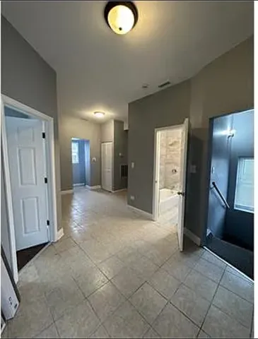 $2,600 | 6444 South Eberhart Avenue, Unit 1, Chicago, IL 60637