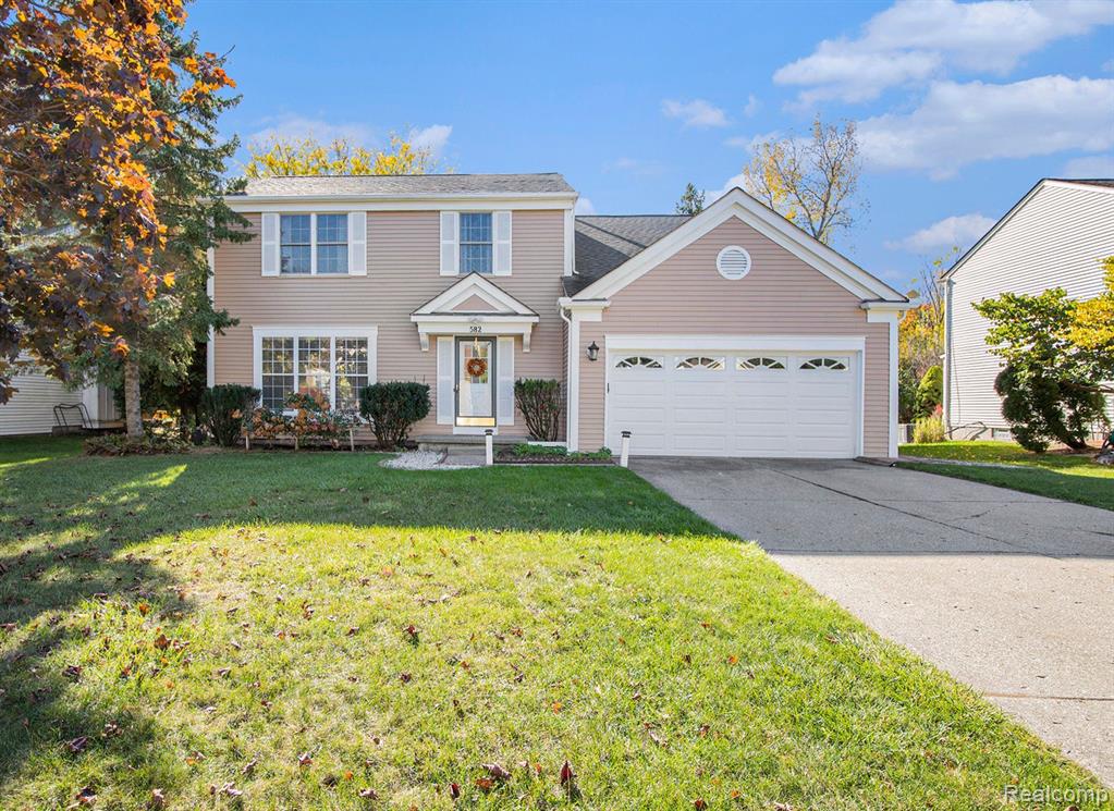 582 Whitney Drive Rochester Hills, MI 48307 - Photo 2 of 29