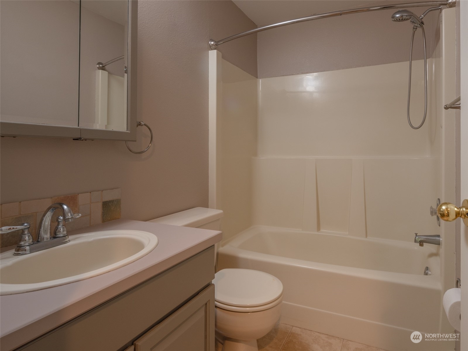 1384 Southwest Station Circle Road Port Orchard, WA 98367 - Photo 27 of 40 Gallery Image 27