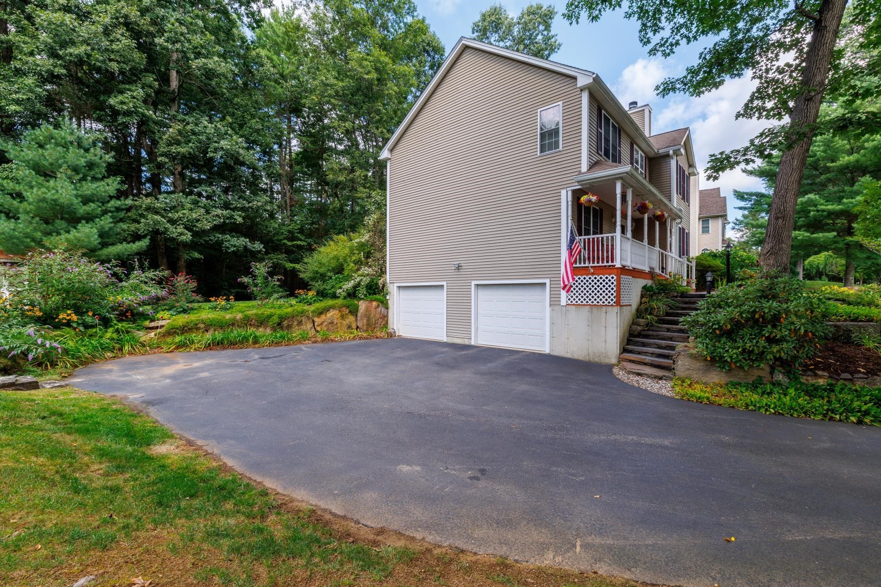 27 Tannery Road Sturbridge, MA 01518 - Photo 35 of 42 Gallery Image 35