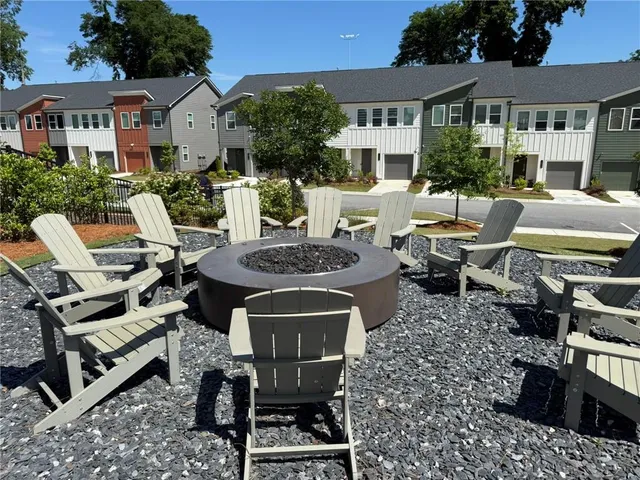 $2,625 | 1605 Aeslin Drive Northwest, Atlanta, GA 30318