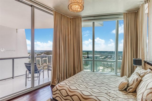 $3,275,000 | 17121 Collins Avenue, Unit PH4405, Sunny Isles Beach, FL 33160