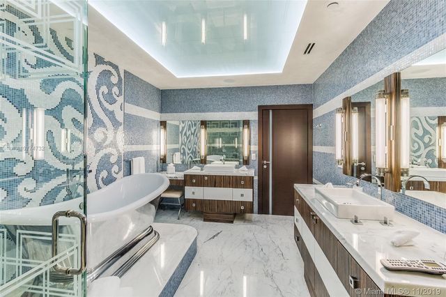 $3,275,000 | 17121 Collins Avenue, Unit PH4405, Sunny Isles Beach, FL 33160