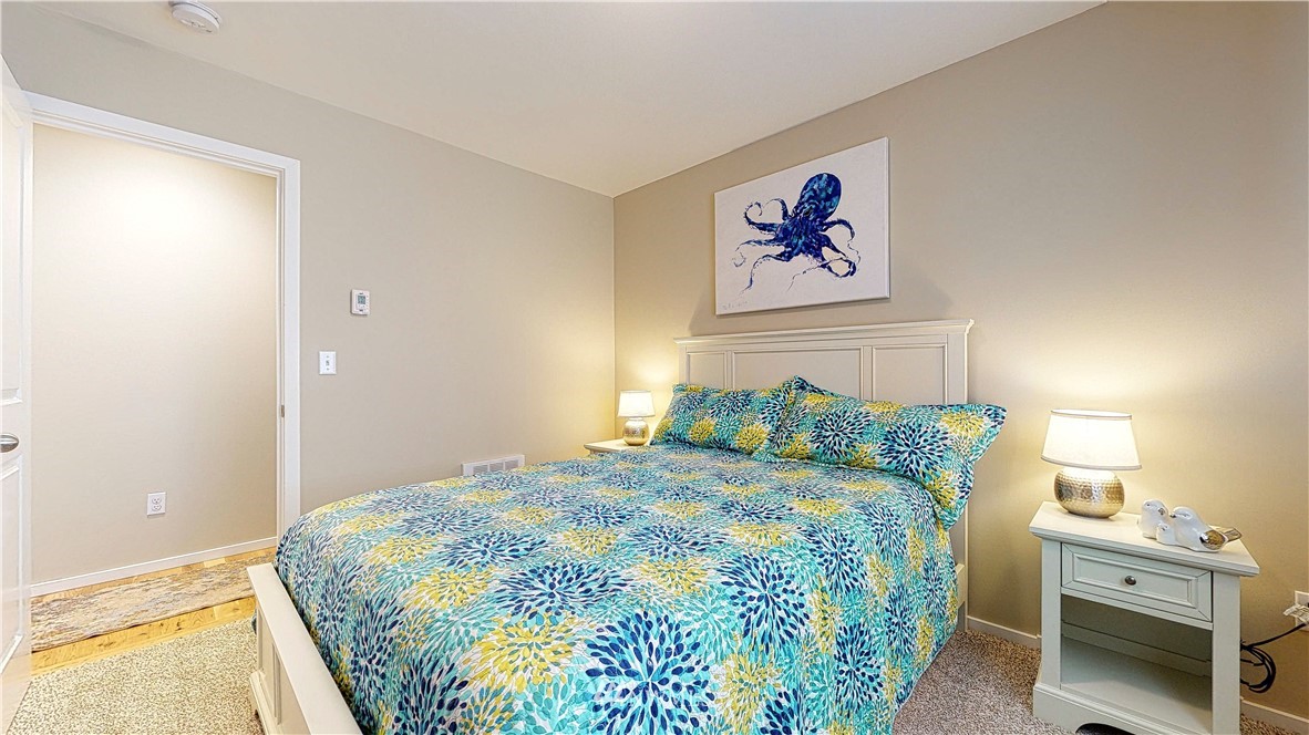 16512 2nd Park Southeast Bothell, WA 98012 - Photo 14 of 20 Gallery Image 14