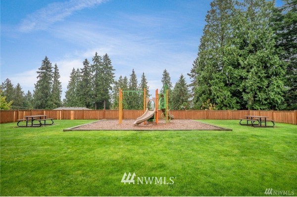 16512 2nd Park Southeast Bothell, WA 98012 - Photo 19 of 20 Gallery Image 19