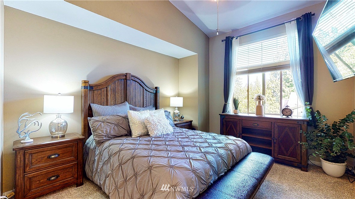 16512 2nd Park Southeast Bothell, WA 98012 - Photo 10 of 20 Gallery Image 10