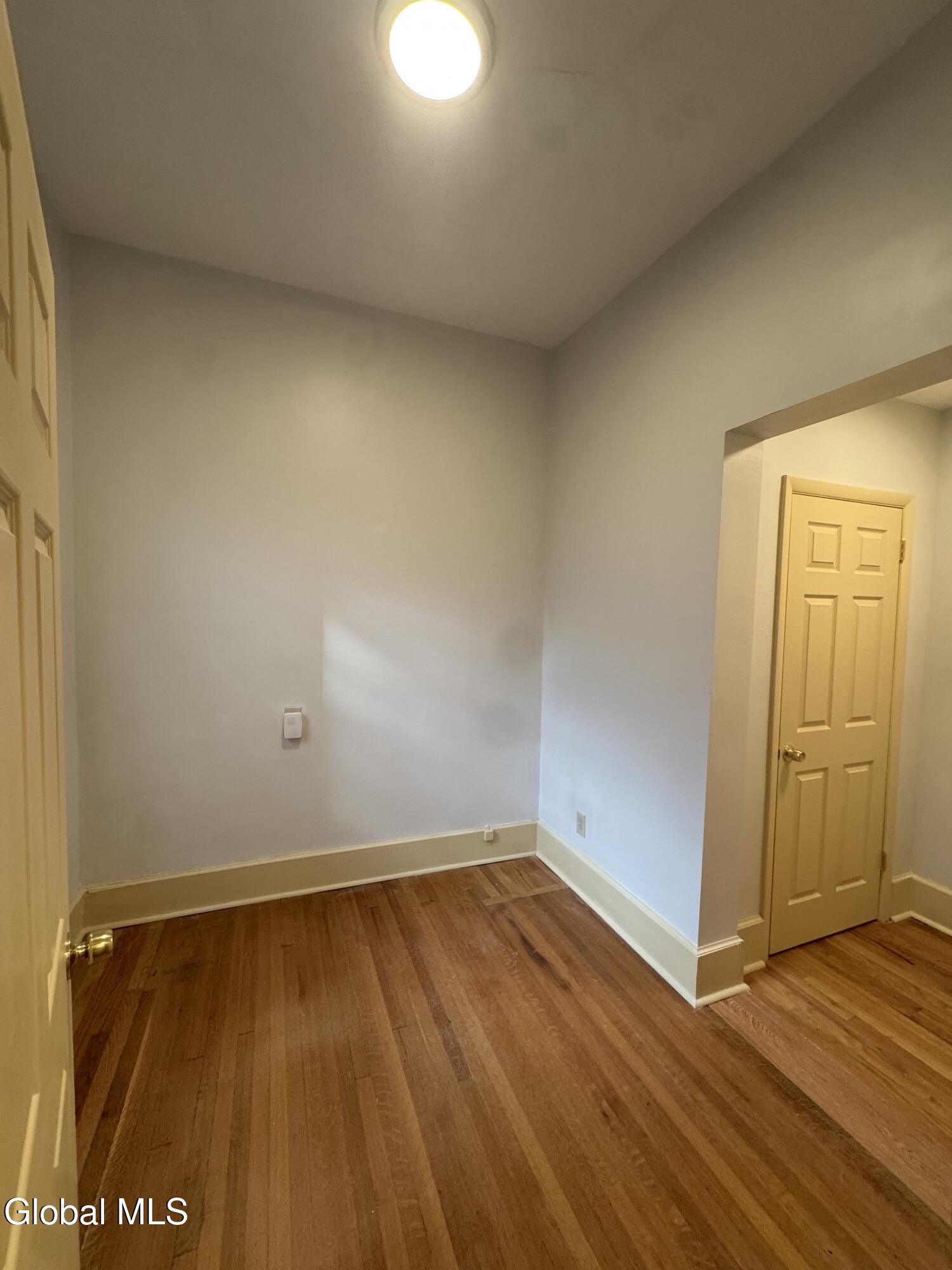 133 South Lake Avenue, Unit 2 Albany, NY 12208 - Photo 12 of 17 IMG_3702