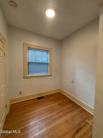 $1,500 | 133 South Lake Avenue, Unit 2, Albany, NY 12208