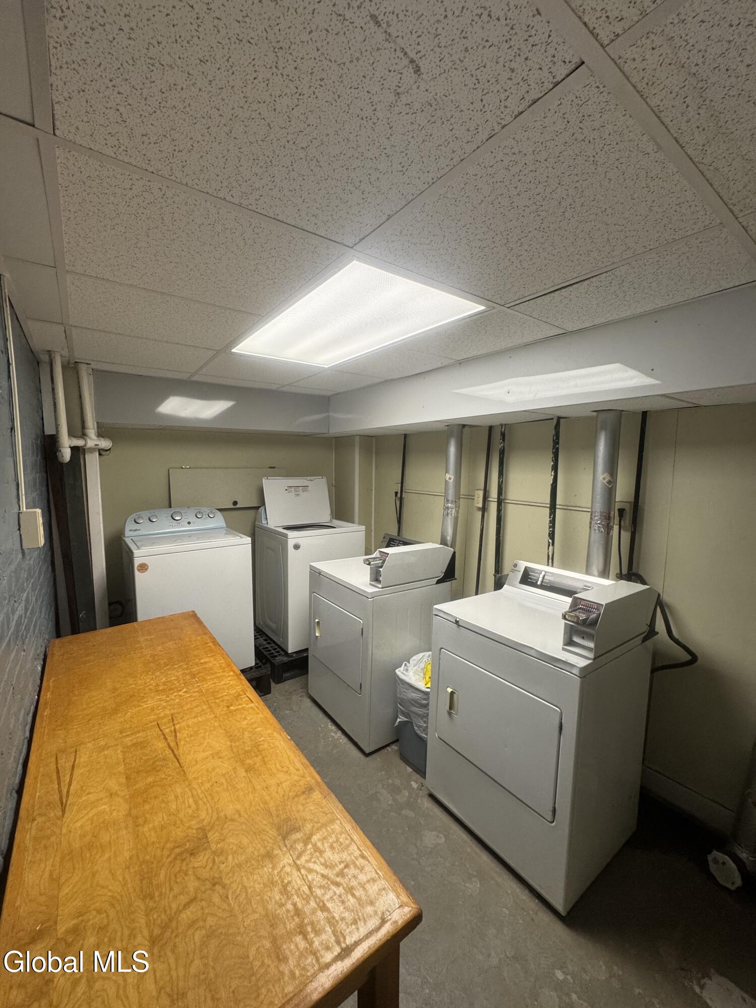 133 South Lake Avenue, Unit 2 Albany, NY 12208 - Photo 17 of 17 IMG_3689