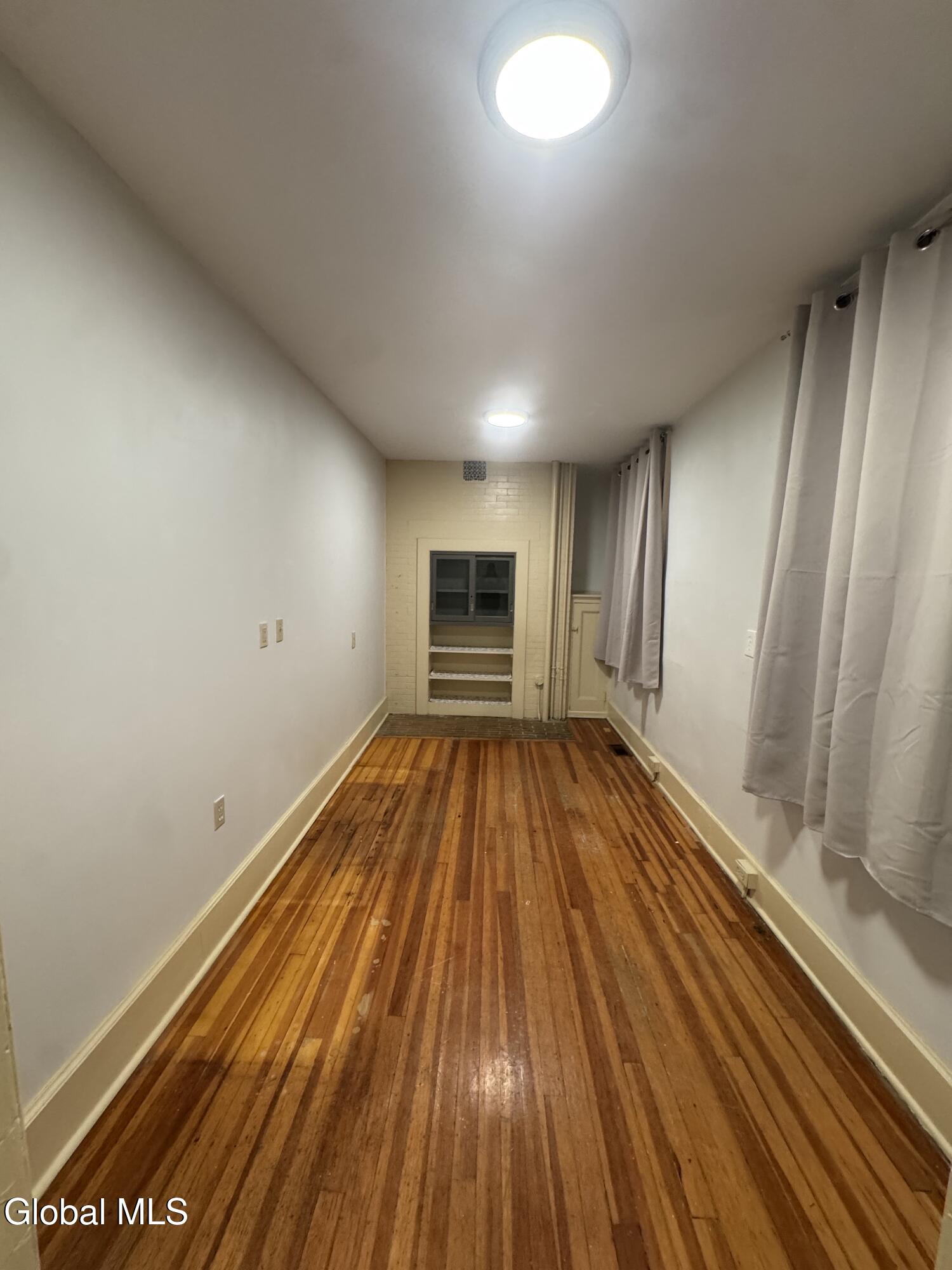 133 South Lake Avenue, Unit 2 Albany, NY 12208 - Photo 9 of 17 IMG_3696