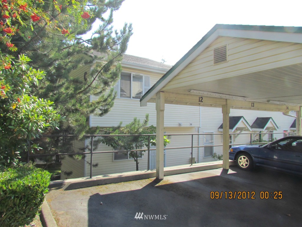 833 Southwest Sunset Boulevard, Unit C12 Renton, WA 98057 - Photo 2 of 13