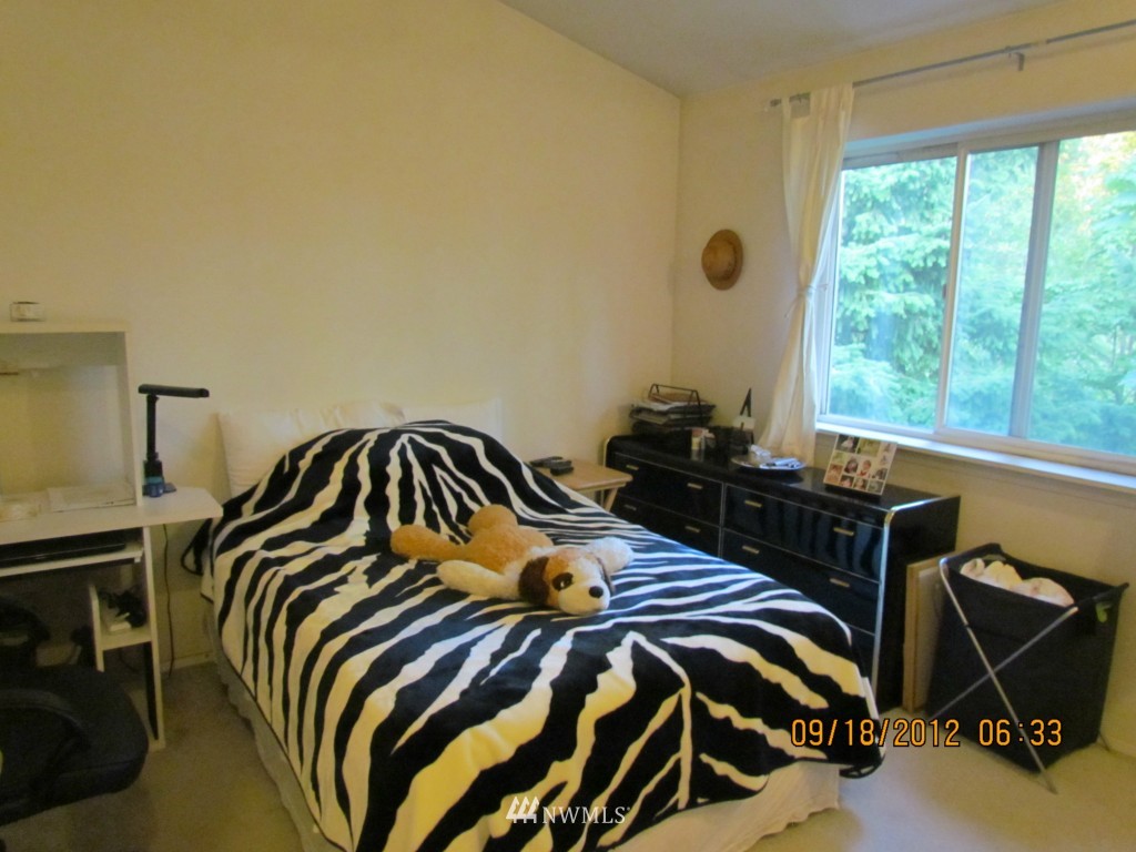 833 Southwest Sunset Boulevard, Unit C12 Renton, WA 98057 - Photo 11 of 13