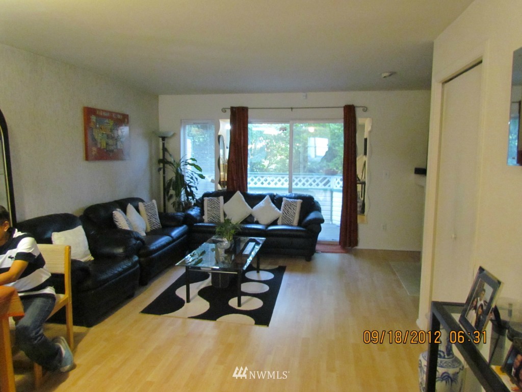 833 Southwest Sunset Boulevard, Unit C12 Renton, WA 98057 - Photo 5 of 13