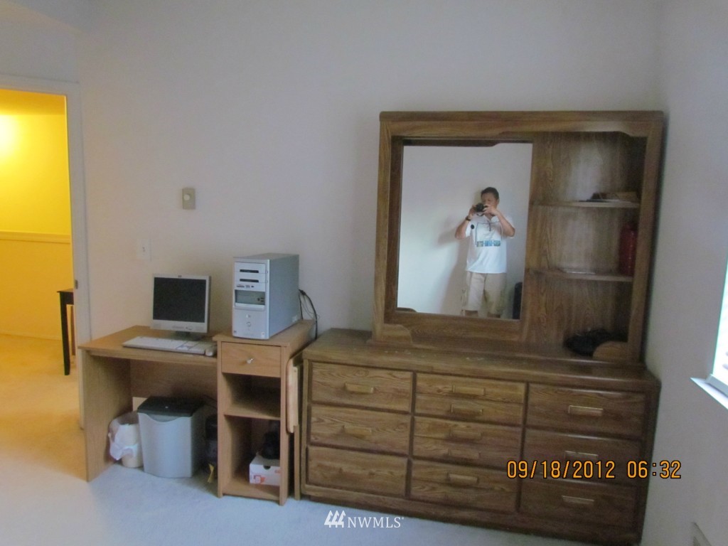 833 Southwest Sunset Boulevard, Unit C12 Renton, WA 98057 - Photo 8 of 13