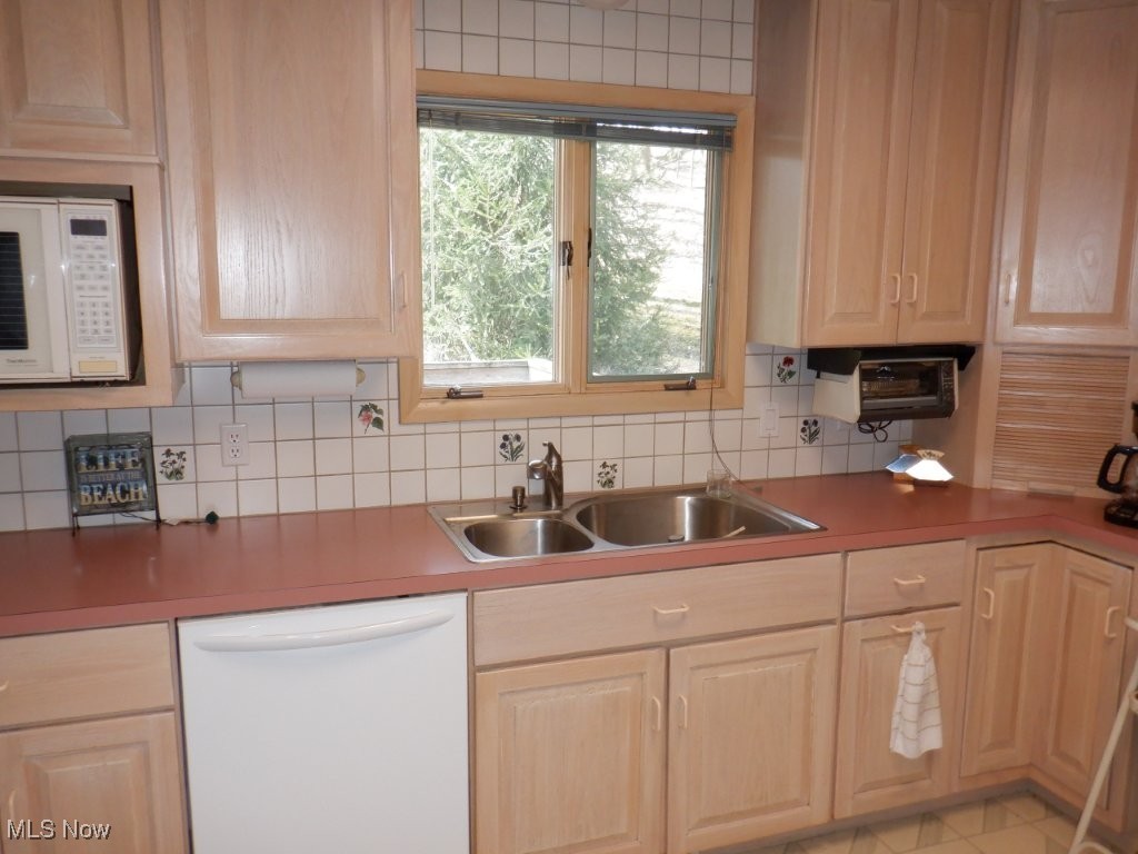 1203 Old Rockside Road Cleveland, OH 44134 - Photo 23 of 50
