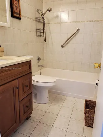 $1,750 | 920 Southeast 8th Street, Unit 1, Hialeah, FL 33010