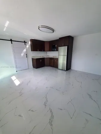 $1,750 | 920 Southeast 8th Street, Unit 1, Hialeah, FL 33010