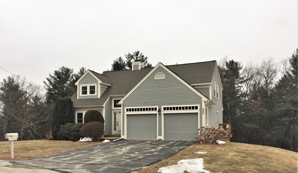 327 Fox Run Road, Unit 327 Hudson, NH 03051 - Photo 1 of 15