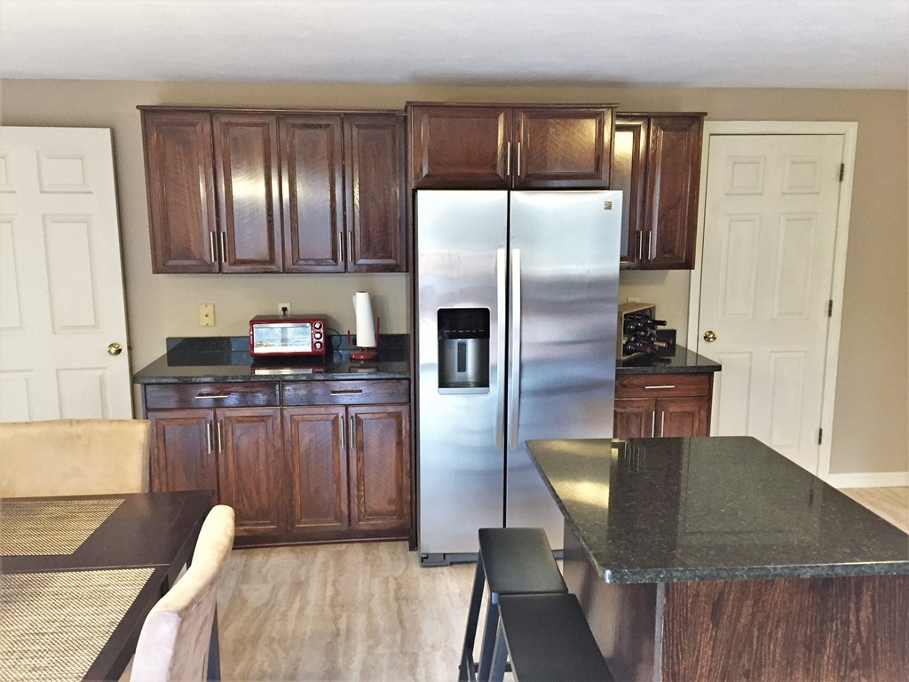 327 Fox Run Road, Unit 327 Hudson, NH 03051 - Photo 4 of 15