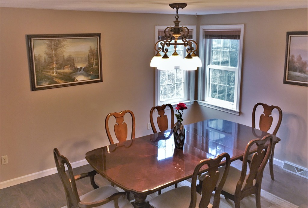 327 Fox Run Road, Unit 327 Hudson, NH 03051 - Photo 5 of 15