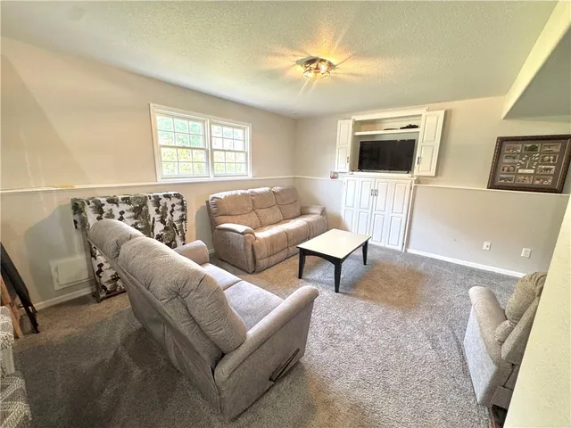 $314,900 | 103 Southwest 95 Road, Warrensburg, MO 64093