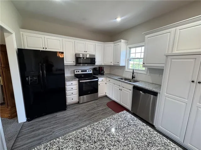 $314,900 | 103 Southwest 95 Road, Warrensburg, MO 64093