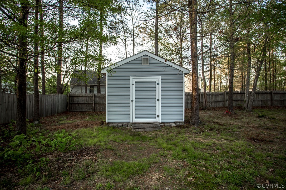 9667 Lockberry Ridge Loop Richmond, VA 23237 - Photo 13 of 38 Gallery Image 13