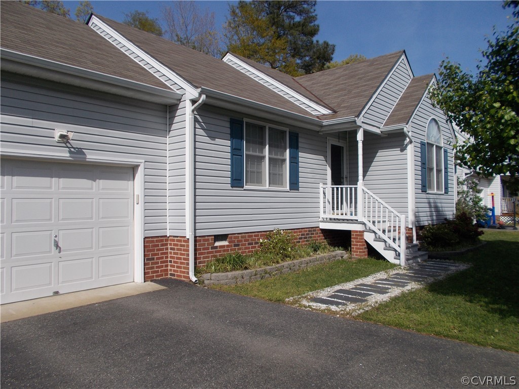 9667 Lockberry Ridge Loop Richmond, VA 23237 - Photo 5 of 38 Gallery Image 5