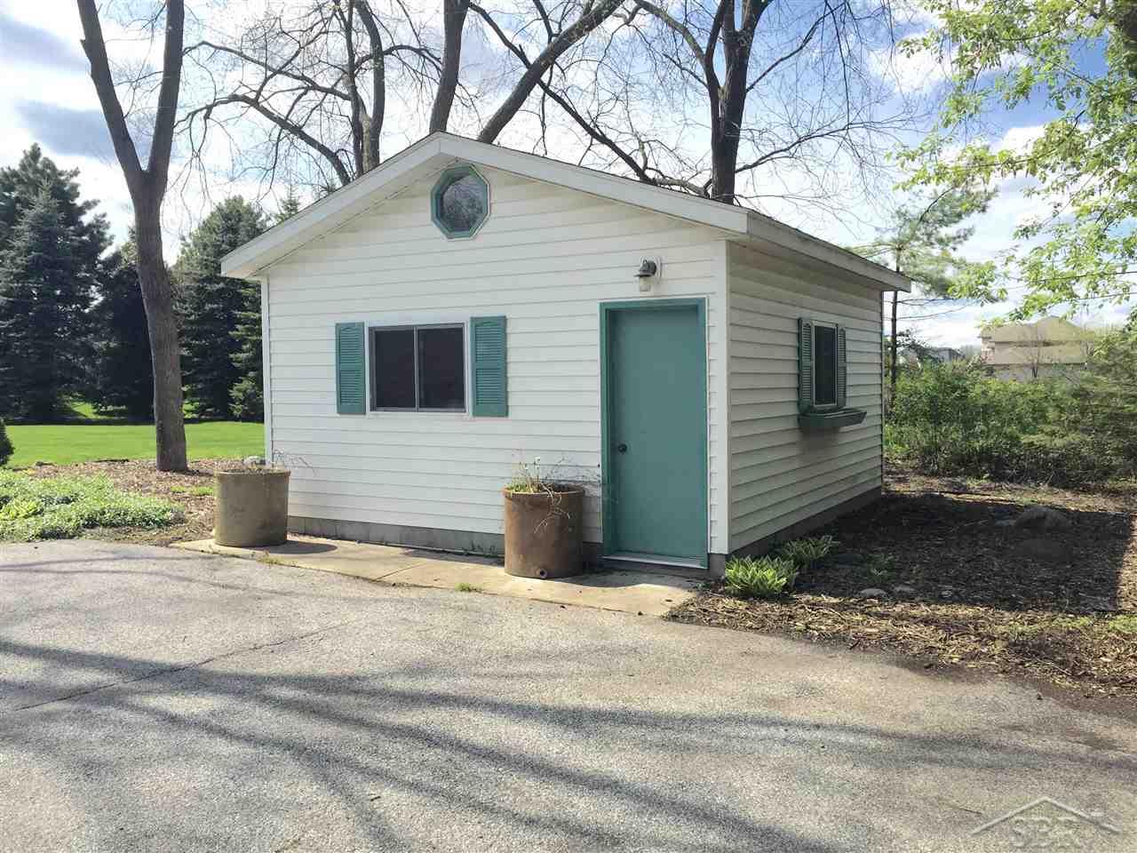 7300 Shattuck Road Saginaw, MI 48603 - Photo 19 of 19 31290731-18.JPG