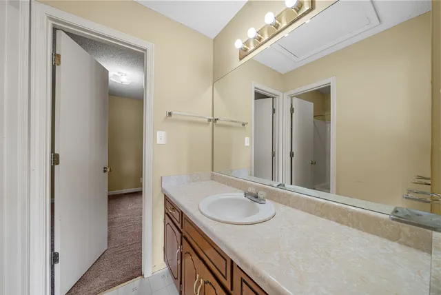 $925 | 3252 Tower Drive, Unit A, Clarksville, TN 37042