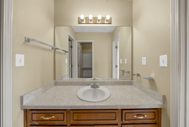 $925 | 3252 Tower Drive, Unit A, Clarksville, TN 37042