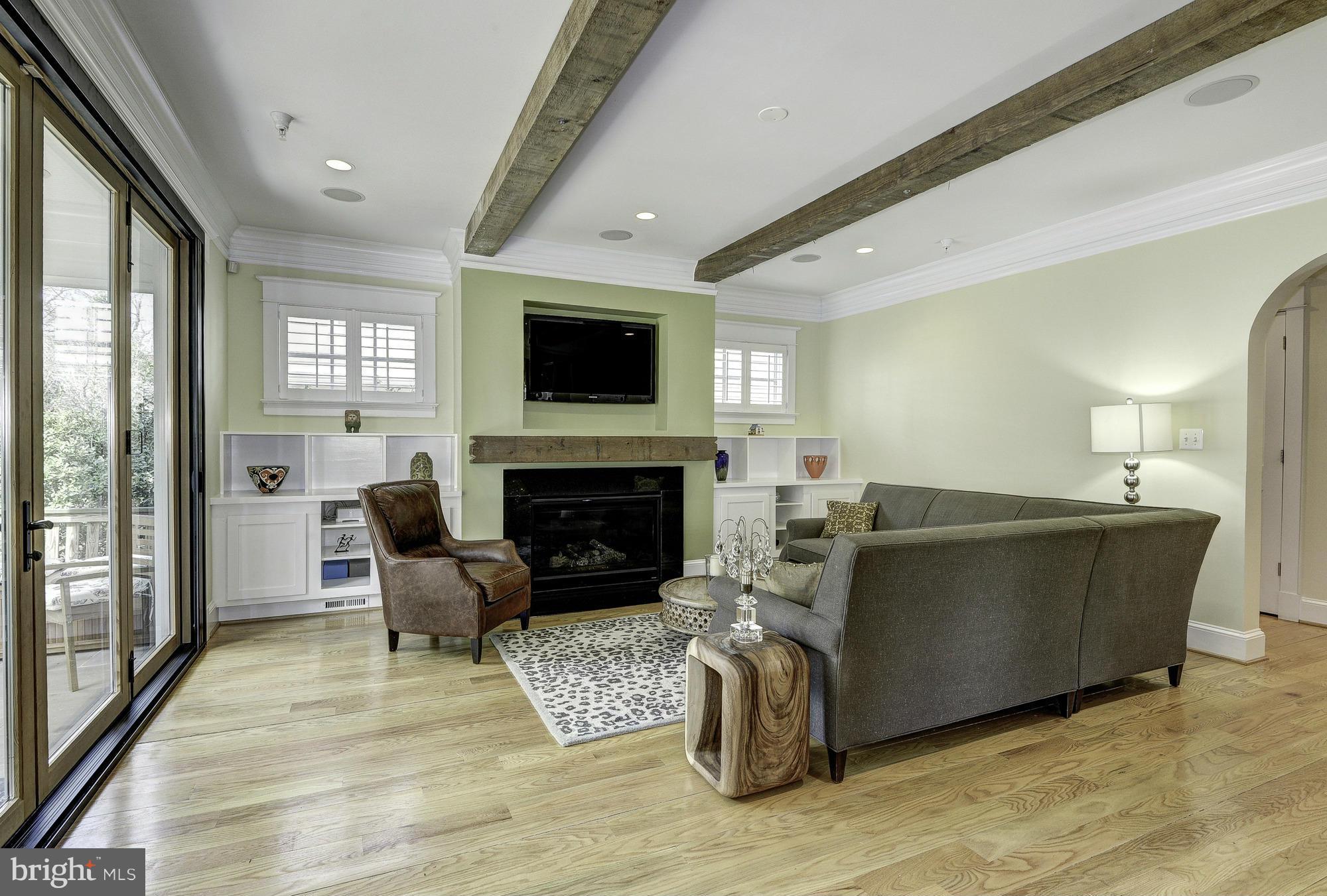 7912 Chelton Road Bethesda, MD 20814 - Photo 14 of 30 Family Room