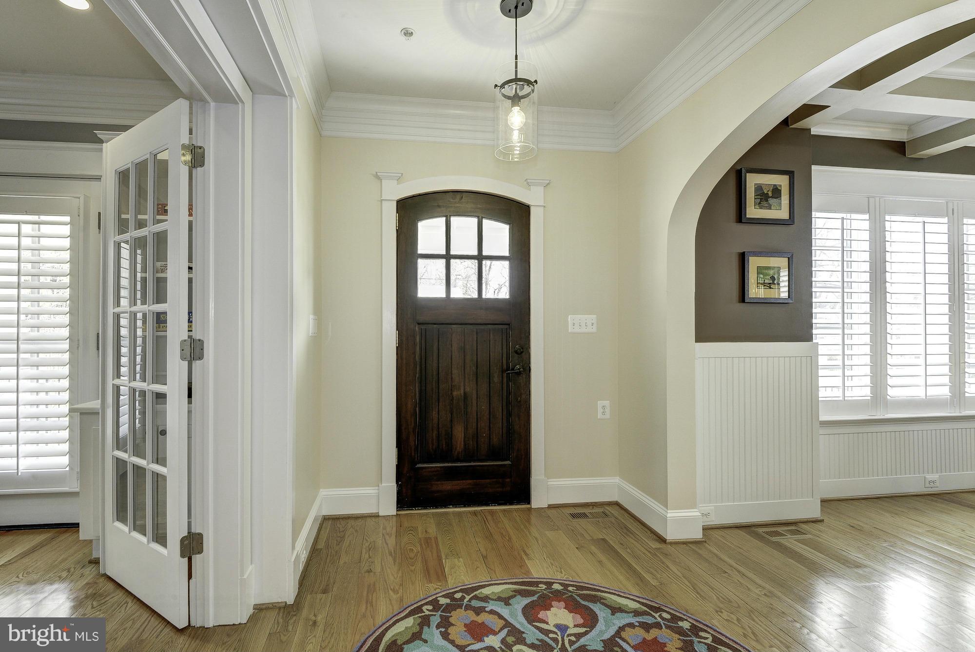 7912 Chelton Road Bethesda, MD 20814 - Photo 3 of 30 Interior (General)