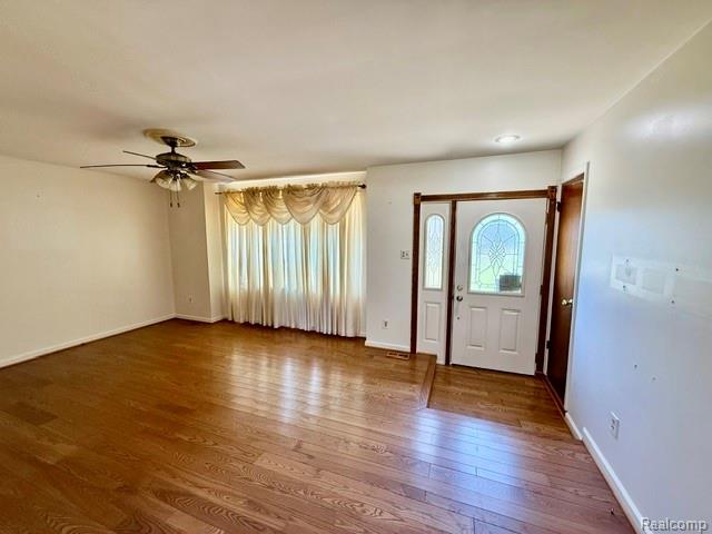 2329 Morrish Road Flushing, MI 48433 - Photo 8 of 32