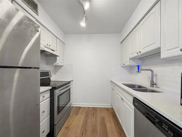 $130,000 | 1860 Massachusetts Avenue Northeast, Unit 223, St. Petersburg, FL 33703