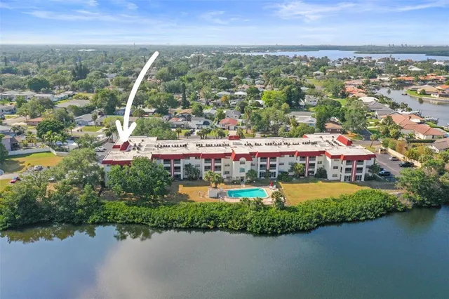 $130,000 | 1860 Massachusetts Avenue Northeast, Unit 223, St. Petersburg, FL 33703