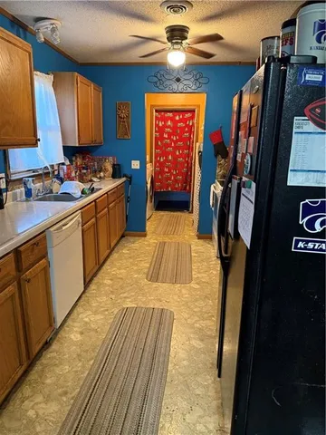 $110,000 | 223 North 4th Street, Iola, KS 66749