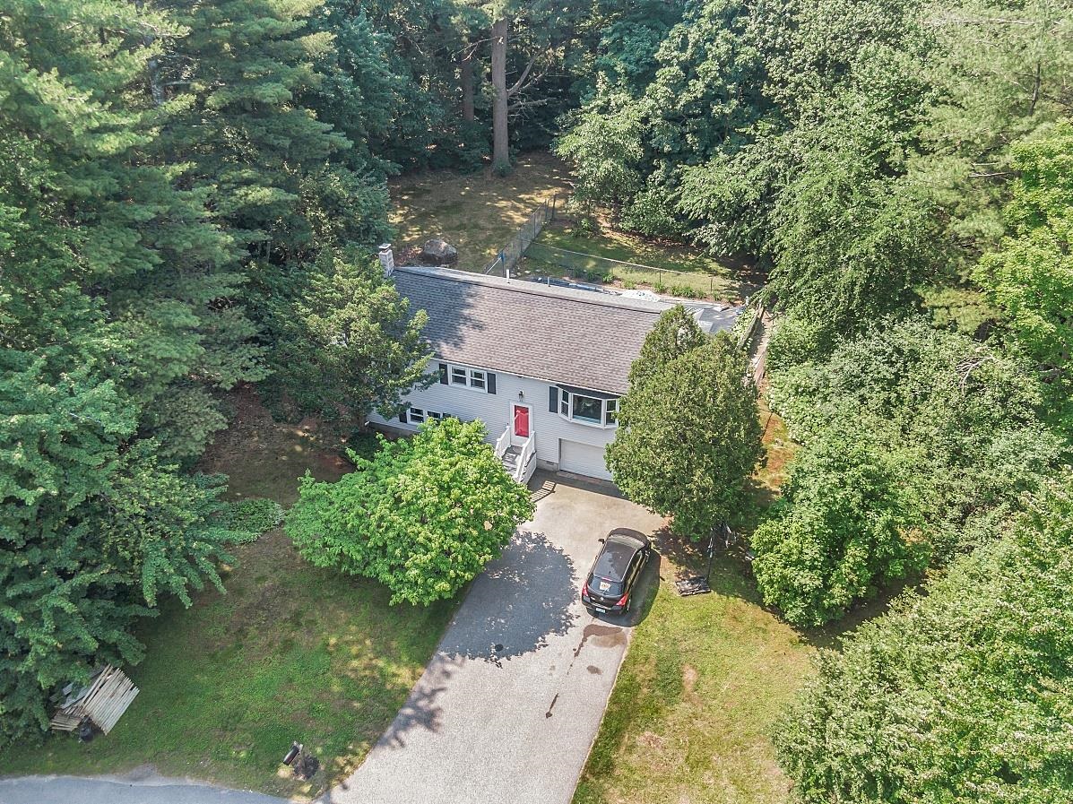 36 Meisner Road Salem, NH 03079 - Photo 1 of 40 Gallery Image 1