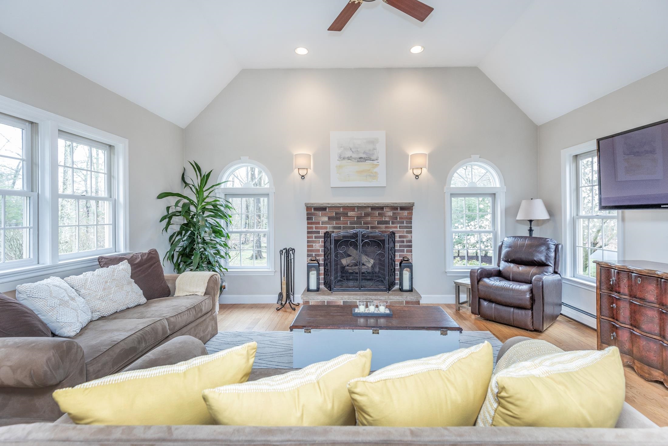 2 Windmill Lane Atkinson, NH 03811 - Photo 5 of 33